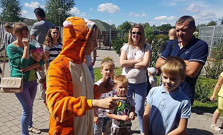 ZooТусовка, мастер-классы по стрельбе и много интерактива. Гродненский зоопарк приглашает на День рождения