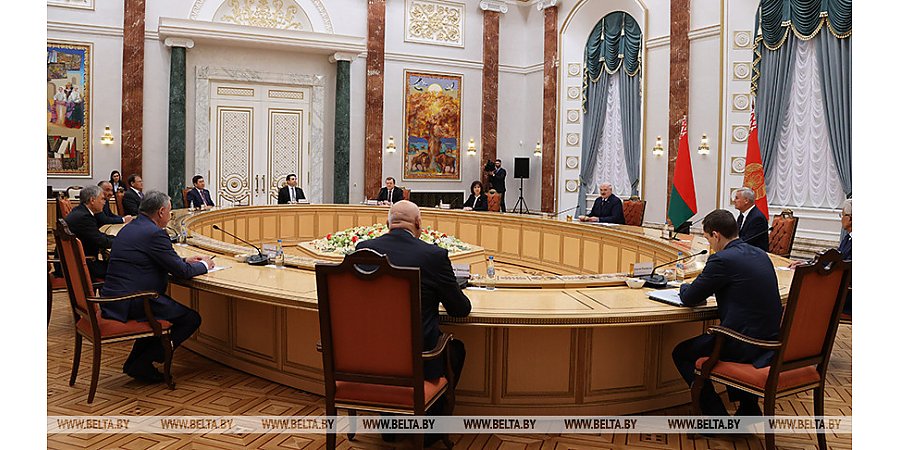 Александр Лукашенко: Беларусь придает особое значение парламентскому измерению в ОДКБ