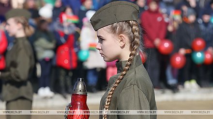 Лукьянов: молодое поколение белорусов чтит память погибших за мир и сделает все для его сохранения