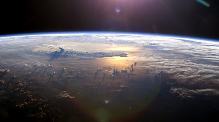 К Земле летит космическая «скала» размером с Челябинский метеорит