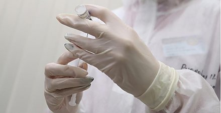 Первые валидационные серии вакцины "Спутник V" произвели в Беларуси