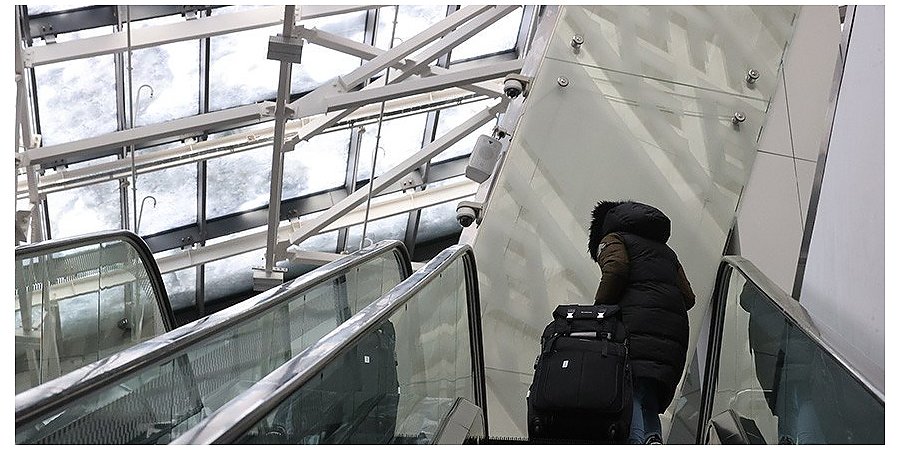 Аэропорты России сообщают об отмене десятков рейсов в южном направлении