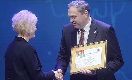 «Высококвалифицированные специалисты с лучшими человеческими качествами». В Гродно чествовали работников здравоохранения