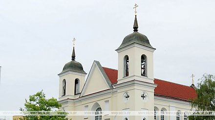 Окунание в прорубь на Крещение не является церковным обычаем - протодиакон