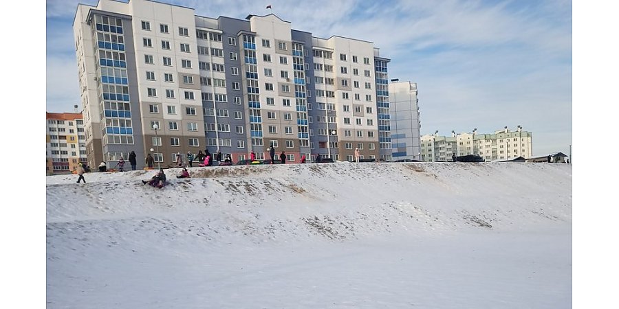 6-летняя девочка серьезно пострадала, катаясь на тюбинге