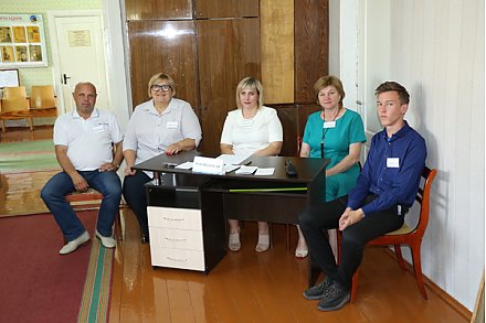 Голосую и наблюдаю — впервые. Как проходит голосование в аг. Переганцы