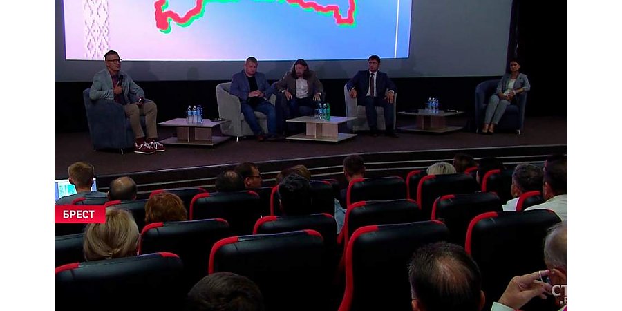 Вадим Гигин: Беларусь устояла. Сейчас на нас смотрит весь мир, и наш опыт ценен для многих. Но важно разобраться нам самим