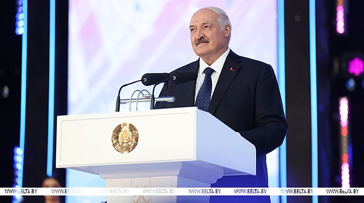"Зеркало истории суверенной Беларуси". Александр Лукашенко о 35-летии фестиваля "Славянский базар в Витебске"