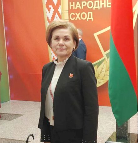 Елена Ганевич, председатель Вороновского районного Совета депутатов, делегат ВНС: "Мы обязаны сохранить село" 