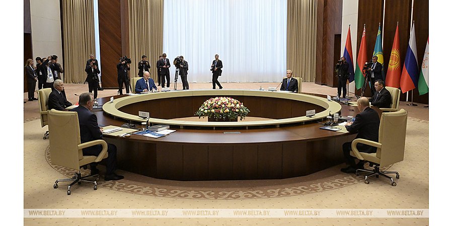 Александр Лукашенко на саммите ОДКБ заявил о тектонических сдвигах в международных отношениях