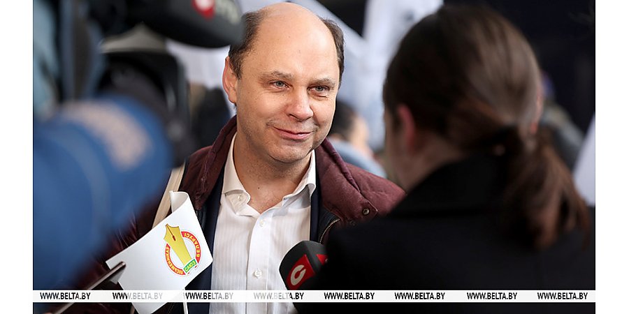 Белорусских авторов пригласили принять участие в российском "Книжном поезде"