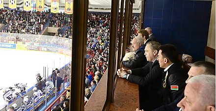 Поводом для приезда Александра Лукашенко в Гродно стал не только хоккей