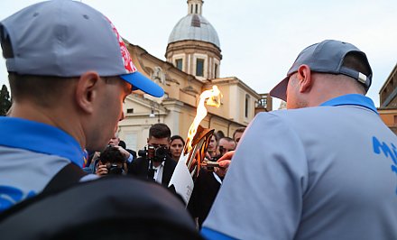 «Пламя мира» ждут в Гродно. В эстафете огня побегут разработчики MSQRD, олимпийские чемпионы и певцы