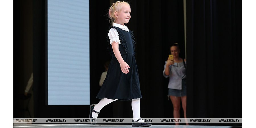 На сайте Минобразования появился каталог элементов школьной формы