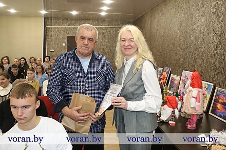 В Вороновском ТЦСОН прошло торжественное мероприятие, посвященное 100-летию образования общественного объединения «Белорусское товарищество инвалидов по зрению» 