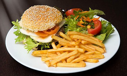 Беларусь входит в топ-5 популярных у туристов стран с недорогой быстрой едой