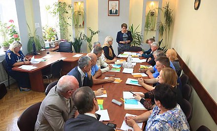 Как более 1200 добровольцев на Гродненщине помогают бороться с пожарами и сохранять жизни людей