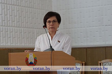 На сессии Вороновского районного Совета депутатов заслушан отчет председателя районного Совета депутатов о своей работе, деятельности президиума и положении дел на подведомственной территории