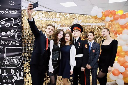  Ключ к успеху Валерии Карпинской. Радунская школьница стала стипендиатом премии имени Героя Беларуси Александра Иосифовича Дубко 