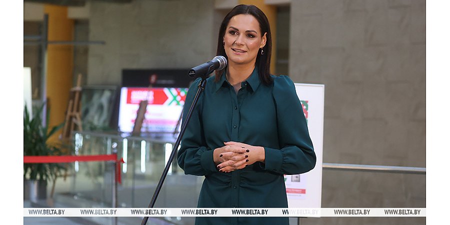 Книгу "Наш Президент" презентовали в НББ