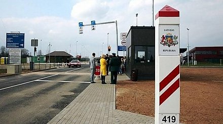 Латвия продлила сроки ограничений при пересечении границы