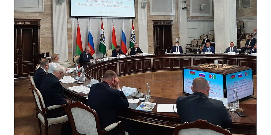 Беларусь и Россия заинтересованы укреплять прямые контакты между учреждениями образования - Карпенко
