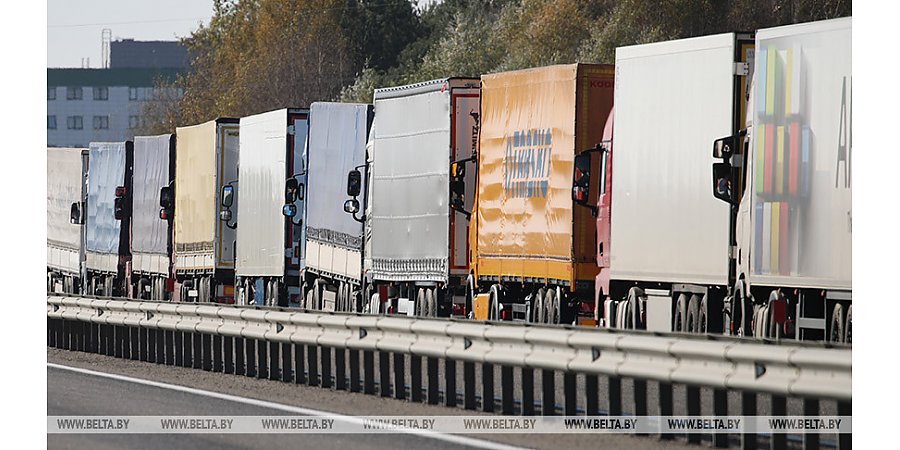 Выезда из Беларуси в ЕС на границе ожидает более 2,5 тыс. фур
