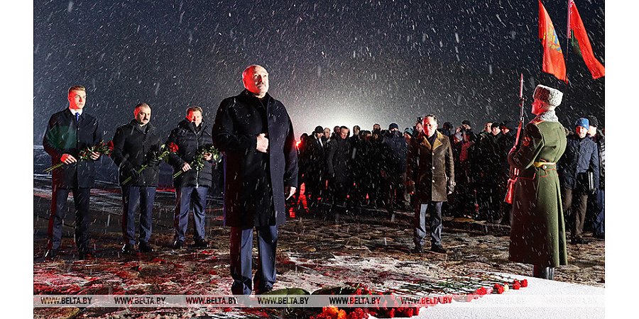 "Мы это помним, и в этом наша сила" - выступление Лукашенко на митинге-реквиеме в Хатыни
