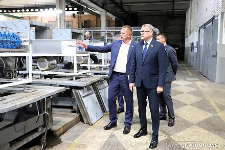 Константин Бурак посетил Гродненский завод торгового машиностроения
