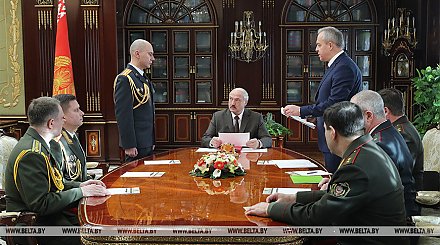 От земли и на перспективу - на что обращал внимание Лукашенко при назначениях в КГБ и МВД