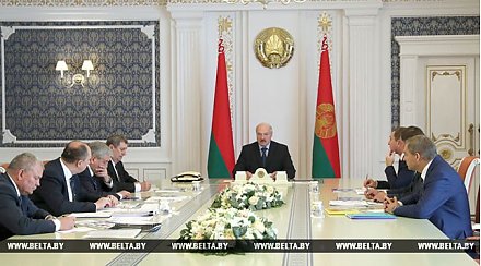 Лукашенко: развитие отечественного тракторостроения затрагивает интересы всего государства