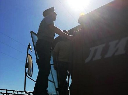 На Гродненщине милиция продолжает следить за ходом уборочной кампании