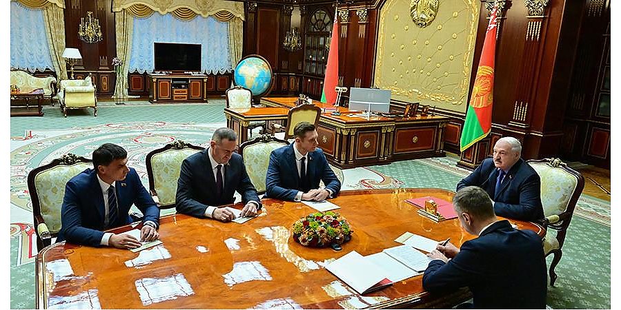 Министр культуры, помощник Президента, руководители компаний и заместители министров. Подробности кадрового дня у главы государства