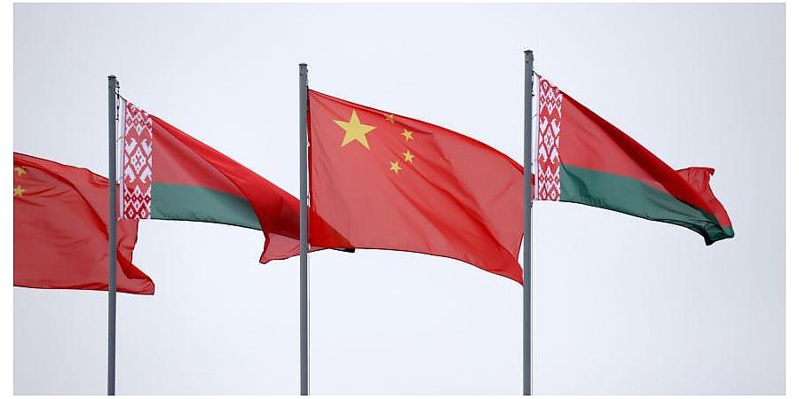 Александр Лукашенко прибыл с визитом в Китай. Рассказываем о главном в графике Президента