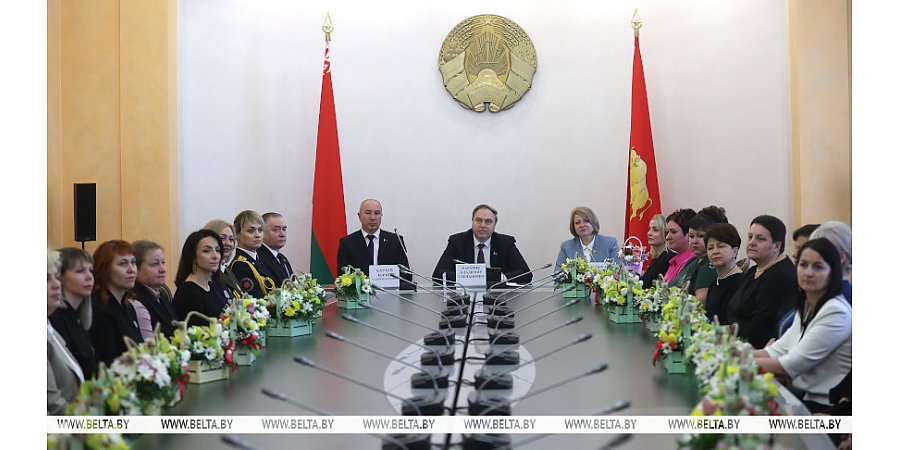 Профессионалы, любящие жены и мамы. В Гродно чествовали представительниц разных сфер со всей области