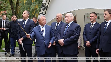 Лукашенко требует активнее развивать жилищное строительство в городах-спутниках Минска