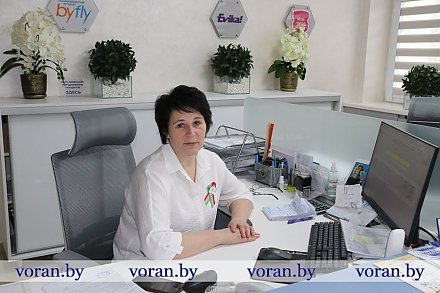 На связи с земляками электромеханик Вороновского участка электросвязи РУП «Белтелеком» Ирина Третьяк
