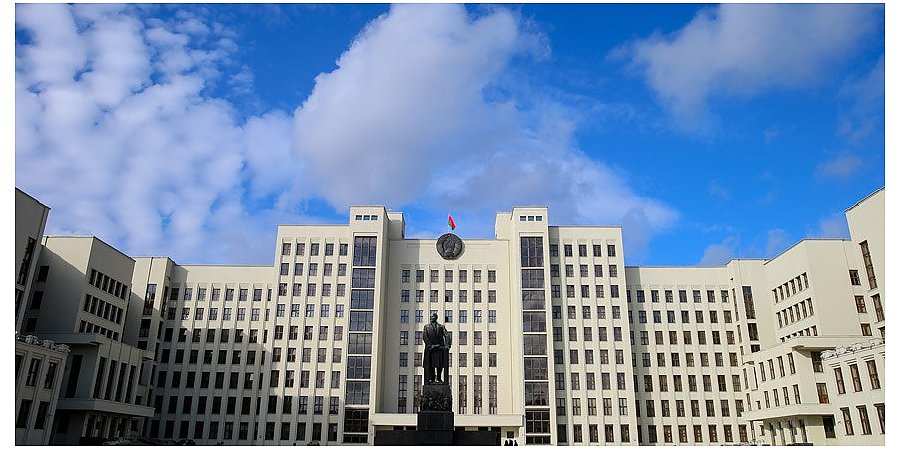 Совмин уточнил перечни документов, срок действия которых продлевается