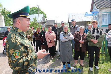 К родителям и бабушкам —  по пропуску?!