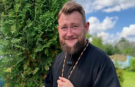 Православные верующие отмечают Покров 14 октября: священник развеял главные мифы о празднике