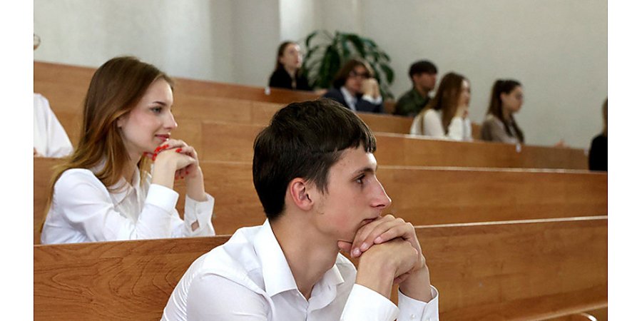 Минобразования: около 2 тыс. выпускников-платников воспользовались возможностью распределения в 2023 году