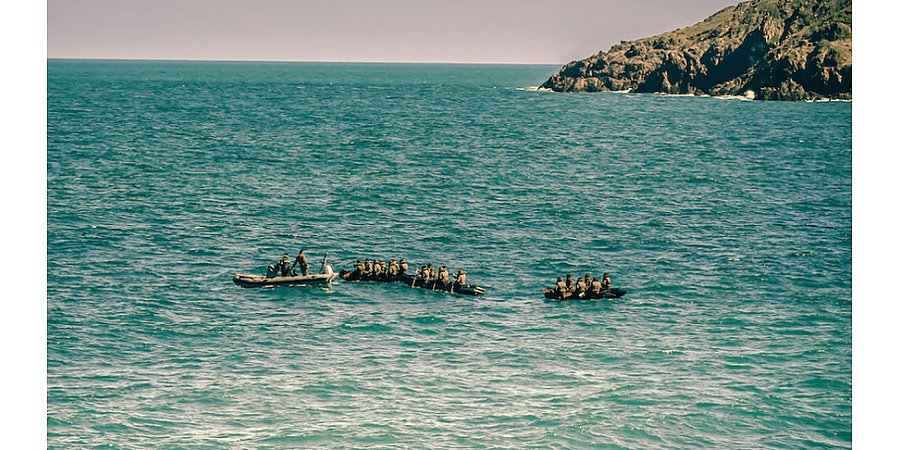 Экипаж судна Оcean Viking спас 37 мигрантов, дрейфовавших на лодке у берегов Ливии