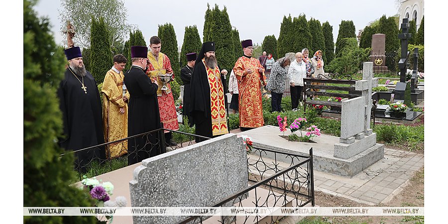"Память - самое важное, что есть у человека". Как гродненцы проводят Радуницу