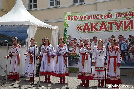 Чувашский Акатуй, греческие сиртаки, грузинское гостеприимство. Чем национальные подворья удивляют гостей XV Республиканского фестиваля национальных культур в Гродно