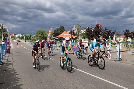 В Слониме прошел финальный этап Открытого Чемпионата многодневной велогонки