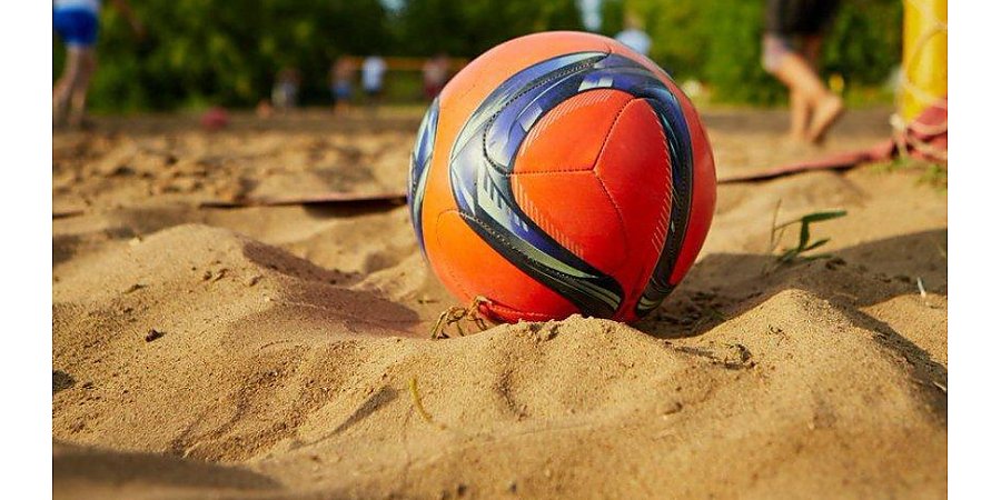 Сборная Беларуси по пляжному футболу уступила россиянам в первом спарринге в Минске