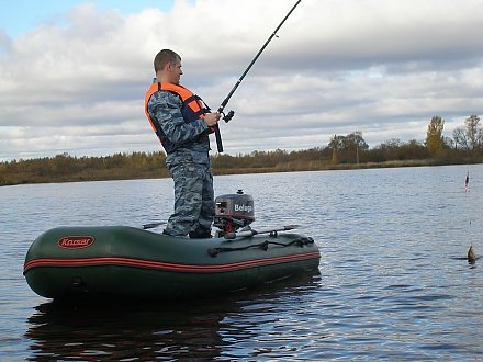 Спасательный жилет на воде — обязателен