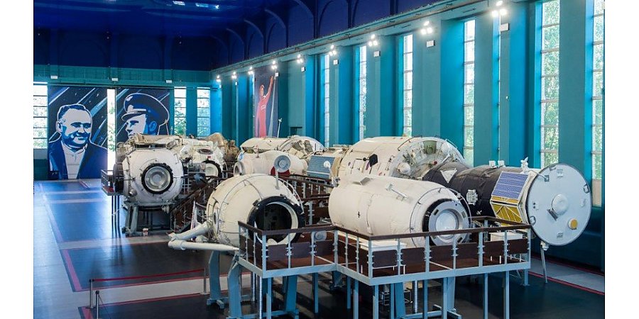 Белорусские кандидаты в космонавты прибыли в центр подготовки в Звездном городке