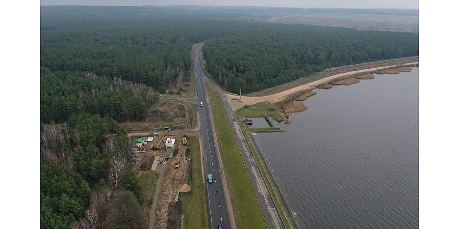 Oaks of two hundred years, "the royal curls" and forest honey. The republican biological reserve "Medukhovo" in the project "Grodno region: reserved world"