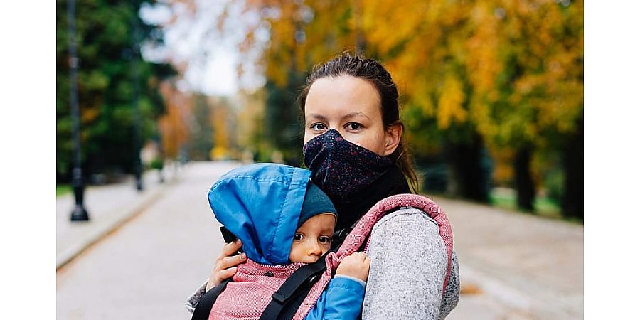 Врачи заявили, что дети практически не заражают взрослых COVID-19